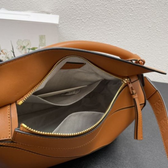 LOEWE 2024FW Overseas customers limited advance sale tote bag LOEWE 2024FW Overseas customers limited advance sale tote bag