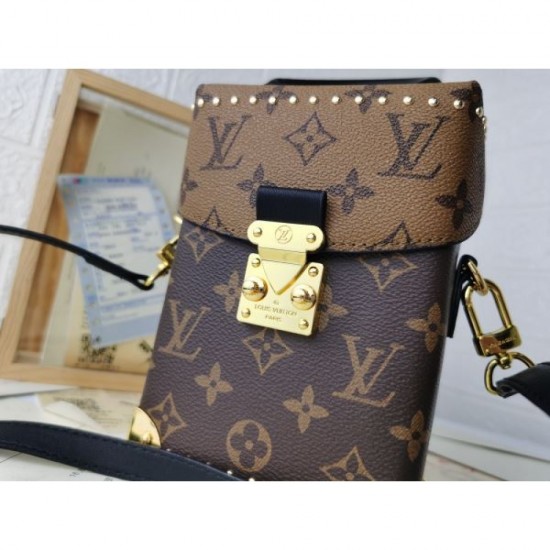 Super essential item 2024SS tote bag LOUIS VUITTON Louis Vuitton Super essential item 2024SS tote bag LOUIS VUITTON Louis Vuitton