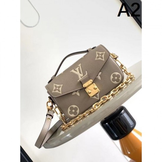 2024SS tote bag LOUIS VUITTON for a stylish impression 2024SS tote bag LOUIS VUITTON for a stylish impression