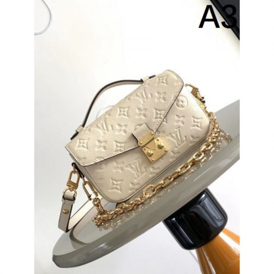 2024SS tote bag LOUIS VUITTON for a stylish impression 2024SS tote bag LOUIS VUITTON for a stylish impression