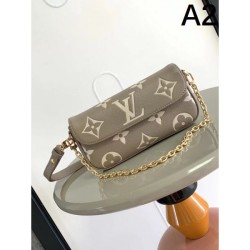 Beautiful impression 2024SS tote bag LOUIS VUITTON Louis Vuitton