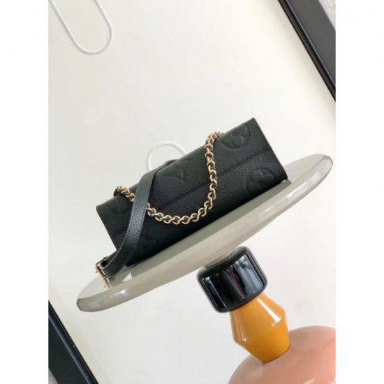 Fall in love with the new product at first sight 2024SS tote bag LOUIS VUITTON Fall in love with the new product at first sight 2024SS tote bag LOUIS VUITTON