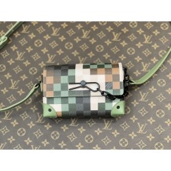 Also as a limited gift 2024SS shoulder bag LOUIS VUITTON Louis Vuitton