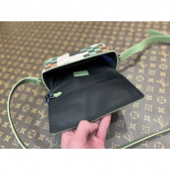 Also as a limited gift 2024SS shoulder bag LOUIS VUITTON Louis Vuitton Also as a limited gift 2024SS shoulder bag LOUIS VUITTON Louis Vuitton