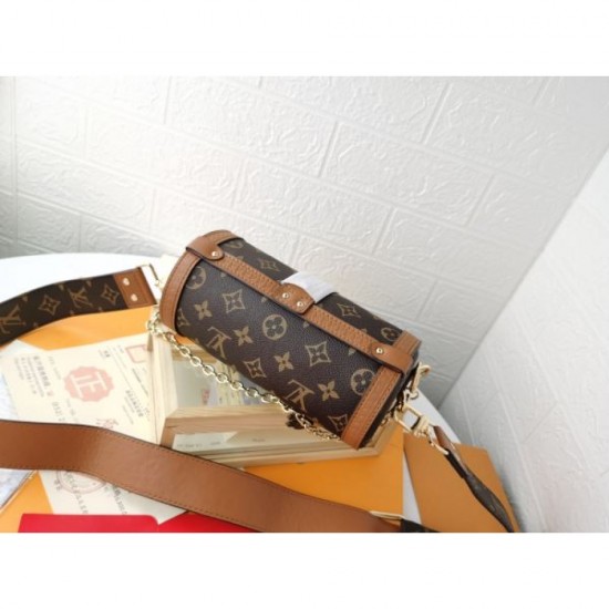 The boom is heating up again 2024SS shoulder bag LOUIS VUITTON The boom is heating up again 2024SS shoulder bag LOUIS VUITTON