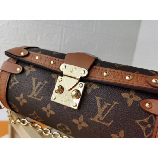 The boom is heating up again 2024SS shoulder bag LOUIS VUITTON The boom is heating up again 2024SS shoulder bag LOUIS VUITTON