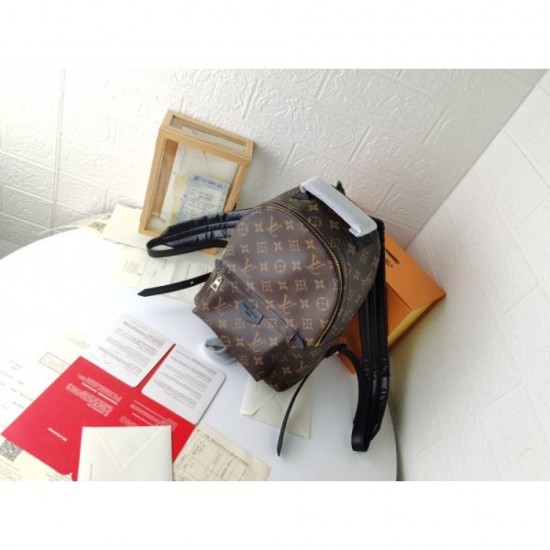Outstanding breathability 2024SS backpack LOUIS VUITTON Louis Vuitton Outstanding breathability 2024SS backpack LOUIS VUITTON Louis Vuitton