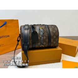 Precious Item 2024SS Shoulder Bag LOUIS VUITTON Louis Vuitton