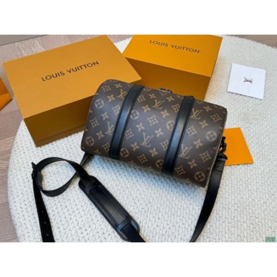 Precious Item 2024SS Shoulder Bag LOUIS VUITTON Louis Vuitton Precious Item 2024SS Shoulder Bag LOUIS VUITTON Louis Vuitton
