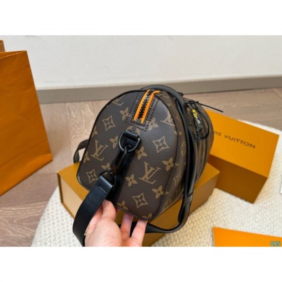 Precious Item 2024SS Shoulder Bag LOUIS VUITTON Louis Vuitton Precious Item 2024SS Shoulder Bag LOUIS VUITTON Louis Vuitton