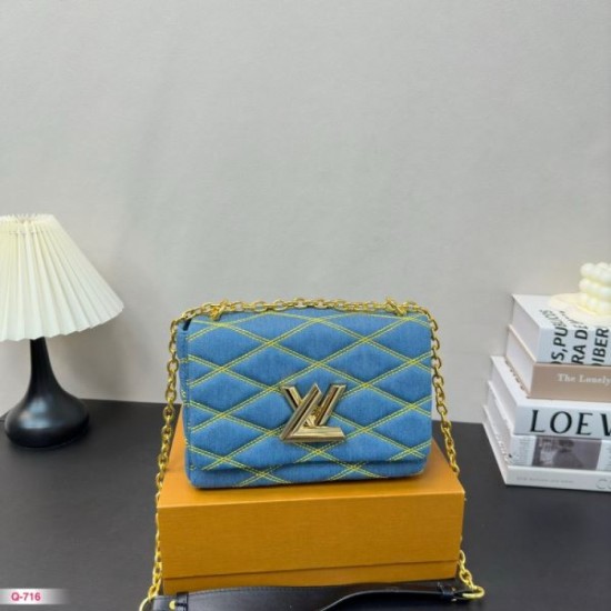 Limited Time Sale 2024SS Shoulder Bag LOUIS VUITTON Louis Vuitton Limited Time Sale 2024SS Shoulder Bag LOUIS VUITTON Louis Vuitton