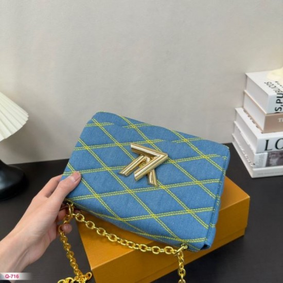 Limited Time Sale 2024SS Shoulder Bag LOUIS VUITTON Louis Vuitton Limited Time Sale 2024SS Shoulder Bag LOUIS VUITTON Louis Vuitton