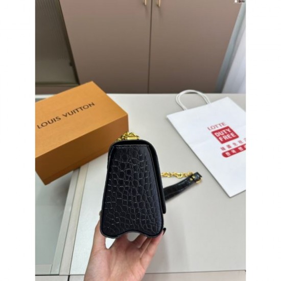 Featured new brand 2024SS shoulder bag LOUIS VUITTON Louis Vuitton Featured new brand 2024SS shoulder bag LOUIS VUITTON Louis Vuitton