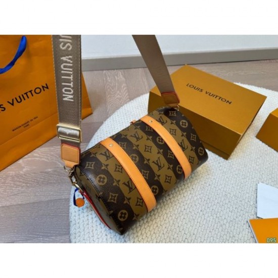 New Limited Sale 2024SS Shoulder Bag LOUIS VUITTON Louis Vuitton New Limited Sale 2024SS Shoulder Bag LOUIS VUITTON Louis Vuitton