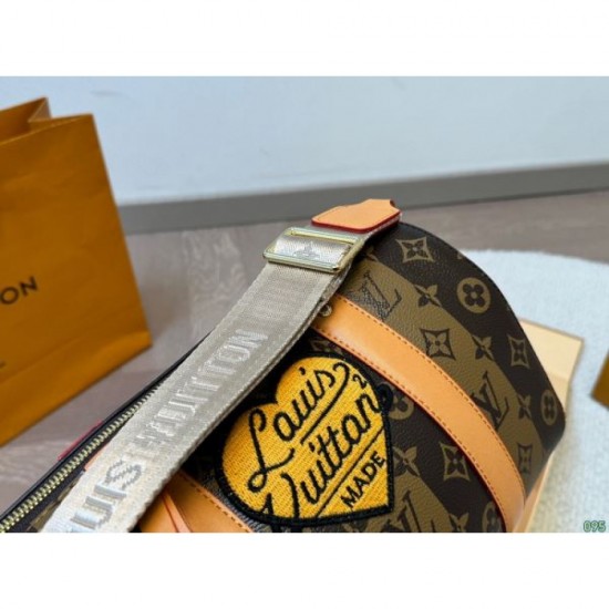 New Limited Sale 2024SS Shoulder Bag LOUIS VUITTON Louis Vuitton New Limited Sale 2024SS Shoulder Bag LOUIS VUITTON Louis Vuitton