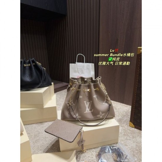 New stock rare 2024SS tote bag LOUIS VUITTON Louis Vuitton New stock rare 2024SS tote bag LOUIS VUITTON Louis Vuitton