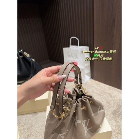 New stock rare 2024SS tote bag LOUIS VUITTON Louis Vuitton New stock rare 2024SS tote bag LOUIS VUITTON Louis Vuitton
