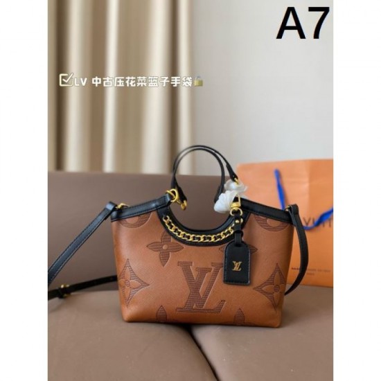 Attractive comfort 2024SS tote bag LOUIS VUITTON Attractive comfort 2024SS tote bag LOUIS VUITTON
