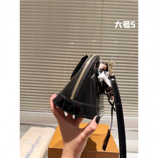 2024SS tote bag with beautiful logo LOUIS VUITTON 2024SS tote bag with beautiful logo LOUIS VUITTON