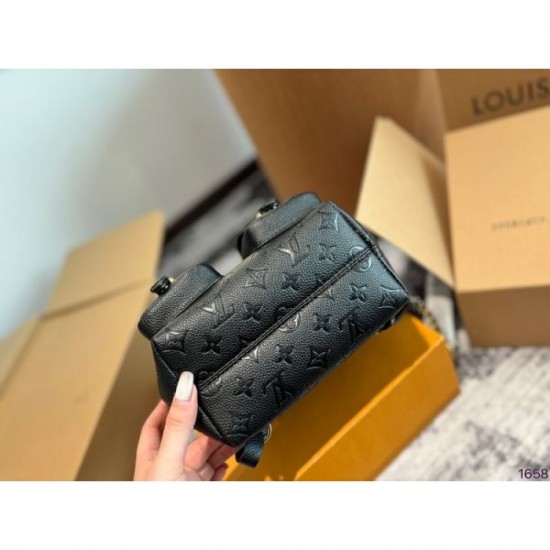 For those who want a classic 2024SS backpack LOUIS VUITTON For those who want a classic 2024SS backpack LOUIS VUITTON