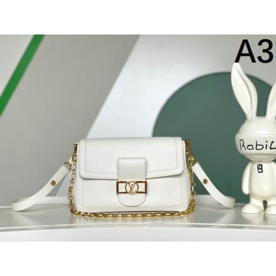 2024SS is sold out this time! LOUIS VUITTON shoulder bag 2024SS is sold out this time! LOUIS VUITTON shoulder bag