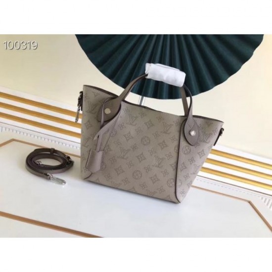 2024SS Especially noteworthy LOUIS VUITTON Louis Vuitton tote bag 2024SS Especially noteworthy LOUIS VUITTON Louis Vuitton tote bag