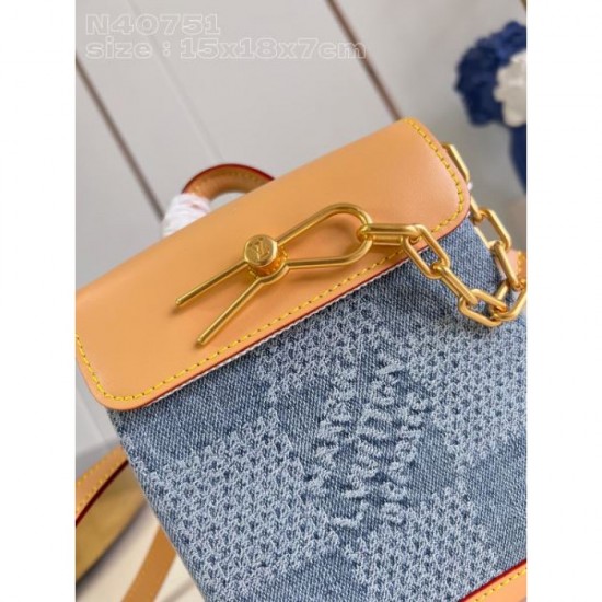2024SS Summer-like seasonal feeling LOUIS VUITTON Louis Vuitton tote bag 2024SS Summer-like seasonal feeling LOUIS VUITTON Louis Vuitton tote bag