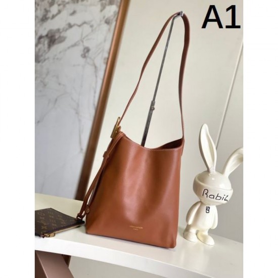 2024SS Highlights LOUIS VUITTON Louis Vuitton tote bag 2024SS Highlights LOUIS VUITTON Louis Vuitton tote bag
