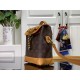 LOUIS VUITTON 2024FW Limited gift shoulder bag LOUIS VUITTON 2024FW Limited gift shoulder bag