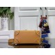 LOUIS VUITTON 2024FW Limited gift shoulder bag LOUIS VUITTON 2024FW Limited gift shoulder bag