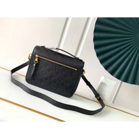 LOUIS VUITTON Shoulder bag upgraded from Louis Vuitton 2024FW LOUIS VUITTON Shoulder bag upgraded from Louis Vuitton 2024FW