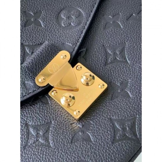 LOUIS VUITTON Shoulder bag upgraded from Louis Vuitton 2024FW LOUIS VUITTON Shoulder bag upgraded from Louis Vuitton 2024FW