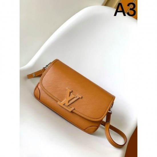 LOUIS VUITTON 2024FW Sold out this time! shoulder bag LOUIS VUITTON 2024FW Sold out this time! shoulder bag