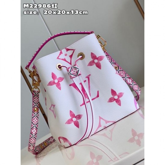 LOUIS VUITTON 2024FW Refined Design Tote Bag LOUIS VUITTON 2024FW Refined Design Tote Bag