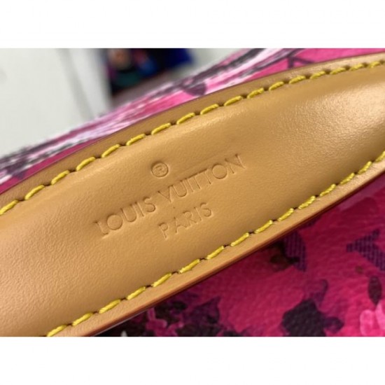 LOUIS VUITTON 2024FW Not yet available in Japan Very popular waist bag LOUIS VUITTON 2024FW Not yet available in Japan Very popular waist bag