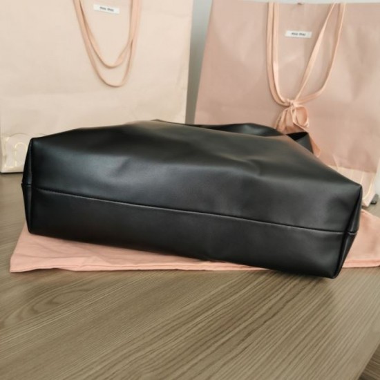 Easy to wear colors 2024SS tote bag MIU MIU Miu Miu Easy to wear colors 2024SS tote bag MIU MIU Miu Miu