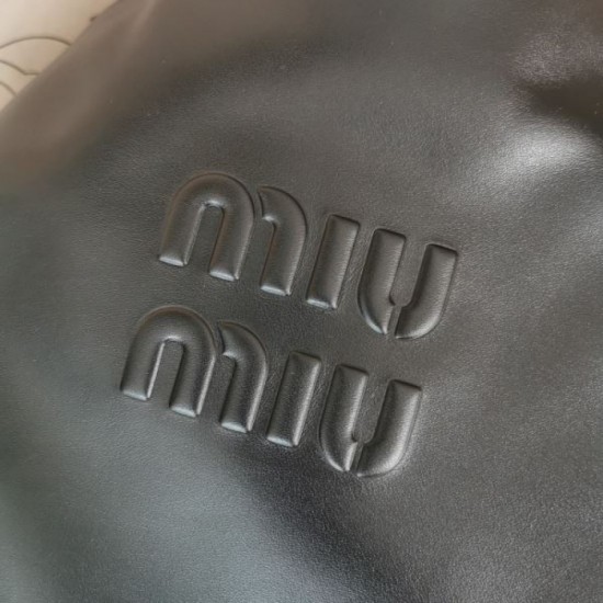 Easy to wear colors 2024SS tote bag MIU MIU Miu Miu Easy to wear colors 2024SS tote bag MIU MIU Miu Miu