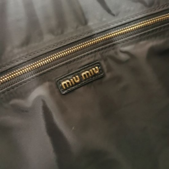 Easy to wear colors 2024SS tote bag MIU MIU Miu Miu Easy to wear colors 2024SS tote bag MIU MIU Miu Miu
