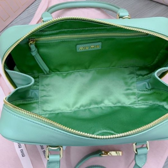 Overseas limited new item 2024SS tote bag MIU MIU Miu Miu Overseas limited new item 2024SS tote bag MIU MIU Miu Miu