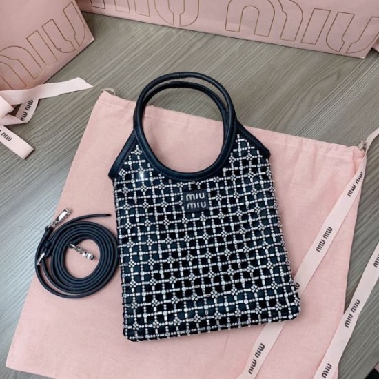 This year, we are planning ahead 2024SS tote bag MIU MIU This year, we are planning ahead 2024SS tote bag MIU MIU