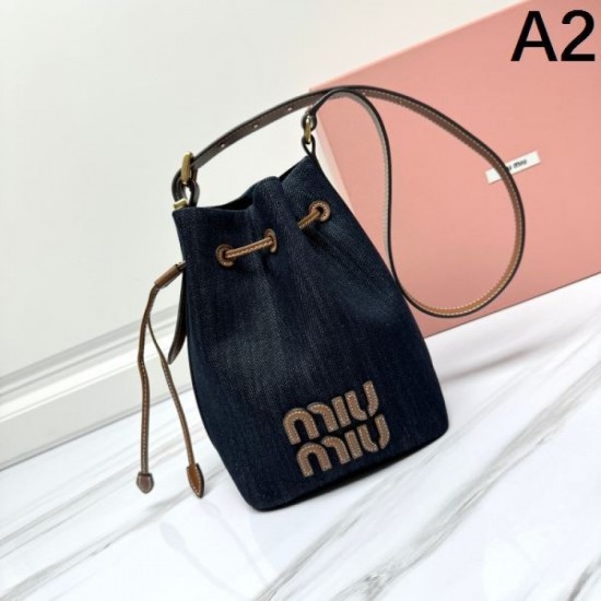 2024SS Novel Style MIU MIU Miu Miu Tote Bag 2024SS Novel Style MIU MIU Miu Miu Tote Bag