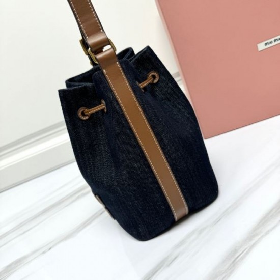 2024SS Novel Style MIU MIU Miu Miu Tote Bag 2024SS Novel Style MIU MIU Miu Miu Tote Bag