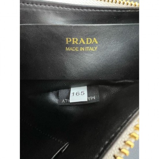New arrival 2024SS tote bag PRADA that is sure to be a hit New arrival 2024SS tote bag PRADA that is sure to be a hit