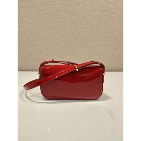 As long as you keep this in mind, you'll be fine! 2024SS Shoulder Bag PRADA Prada As long as you keep this in mind, you'll be fine! 2024SS Shoulder Bag PRADA Prada