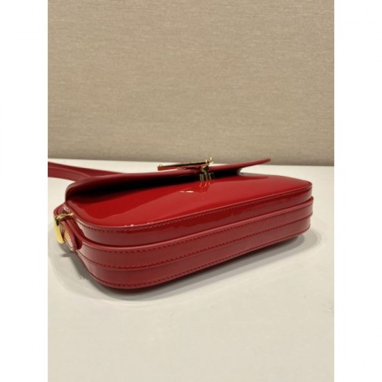 As long as you keep this in mind, you'll be fine! 2024SS Shoulder Bag PRADA Prada As long as you keep this in mind, you'll be fine! 2024SS Shoulder Bag PRADA Prada