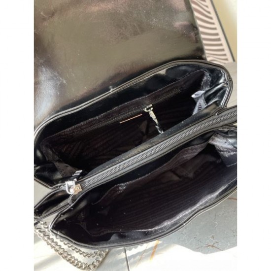 Popular item in magazines and on the streets 2024SS shoulder bag PRADA Popular item in magazines and on the streets 2024SS shoulder bag PRADA