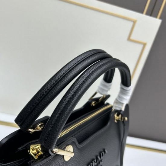 Enjoy fashion in spring and summer 2024SS tote bag PRADA Enjoy fashion in spring and summer 2024SS tote bag PRADA