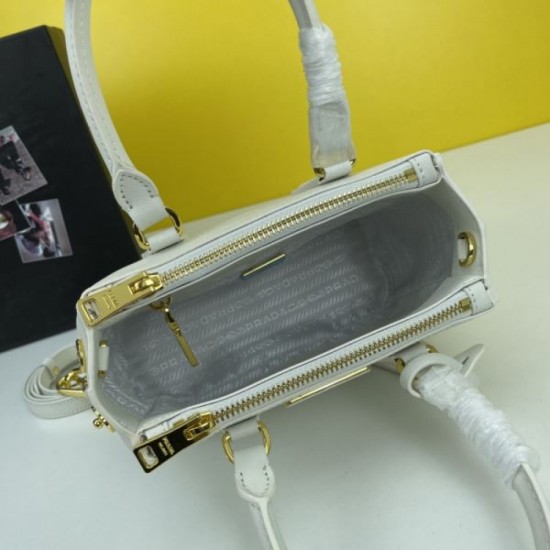 The latest season has arrived 2024SS tote bag PRADA The latest season has arrived 2024SS tote bag PRADA