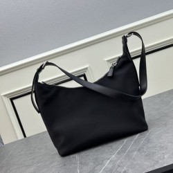 This summer's most popular brand 2024SS tote bag PRADA