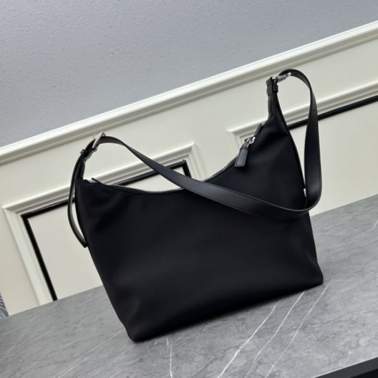 This summer's most popular brand 2024SS tote bag PRADA This summer's most popular brand 2024SS tote bag PRADA